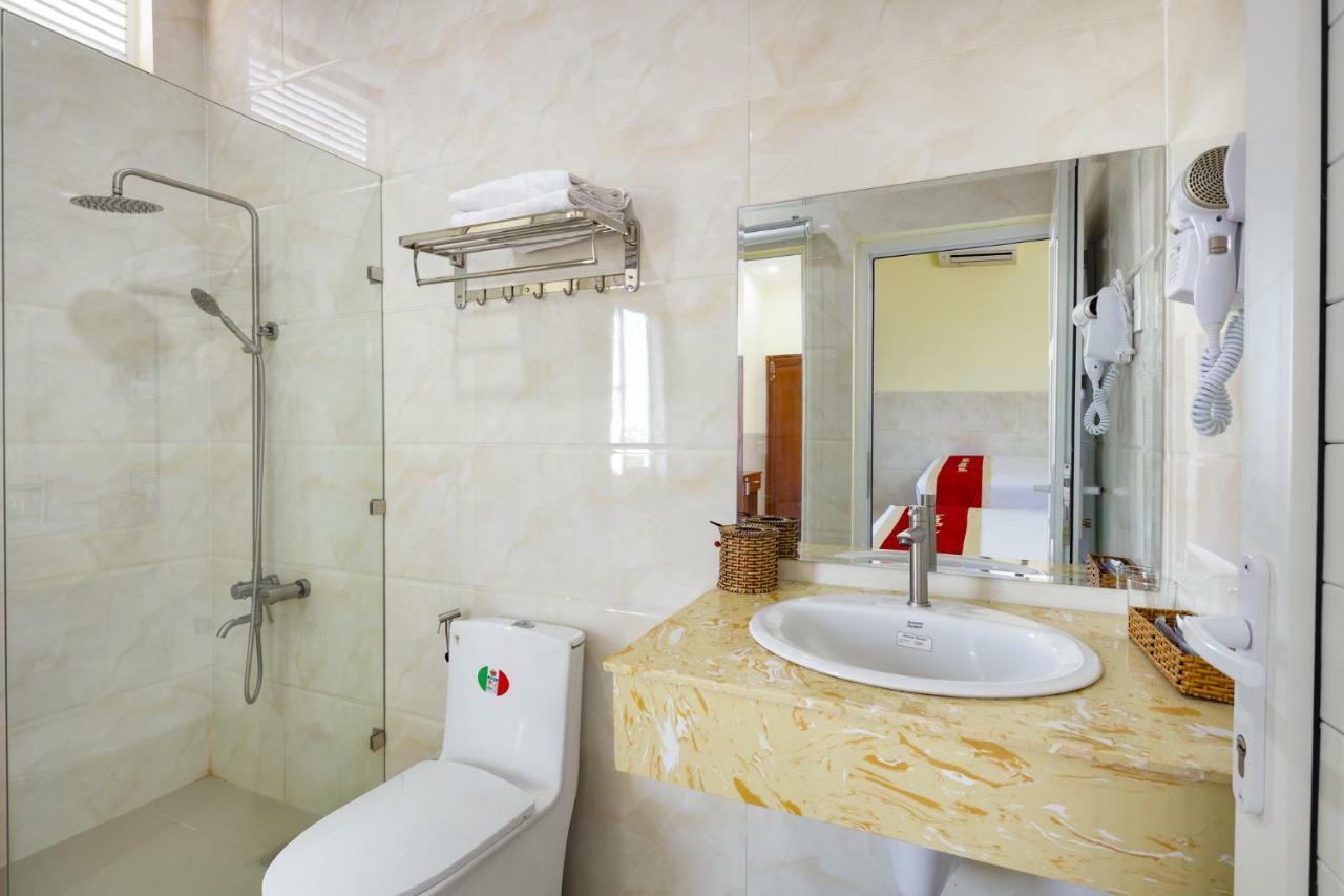Phu Quynh Hotel Phan Rang–Tháp Chàm Exterior photo